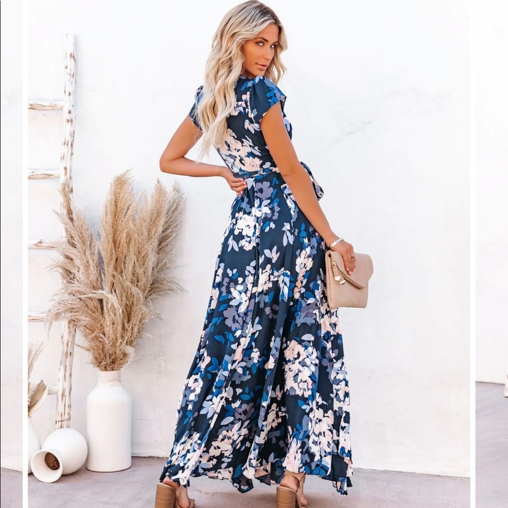 Vici Wrap Dress Medium - Picture 2 of 5